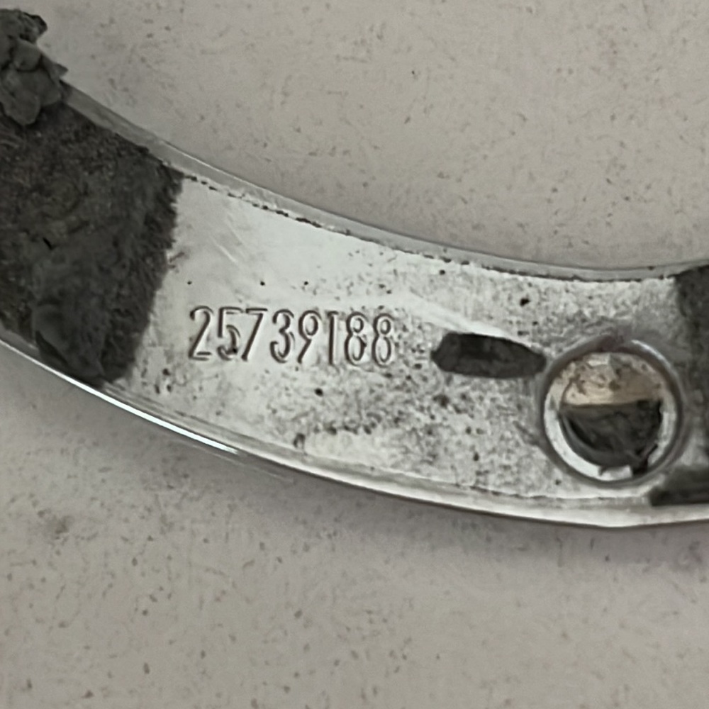 Genuine OEM GM Radiator Grille Emblem - Picture 2 of 5